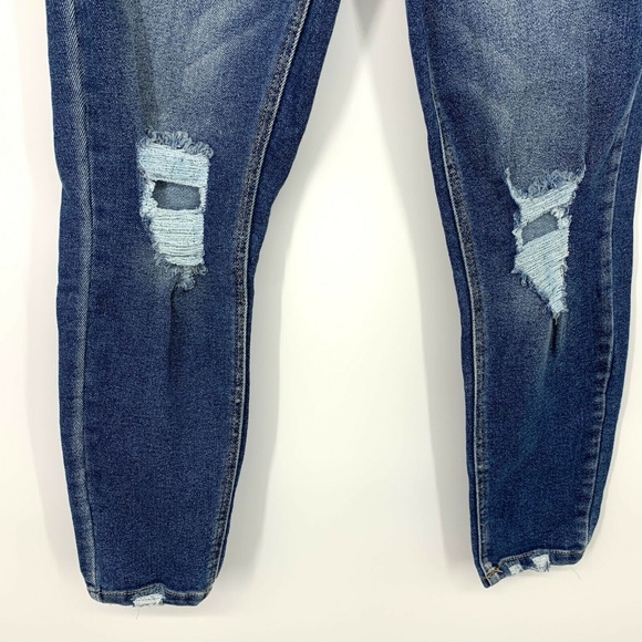 No Boundaries High Rise Button Fly Skinny Jeans - Picture 4 of 8